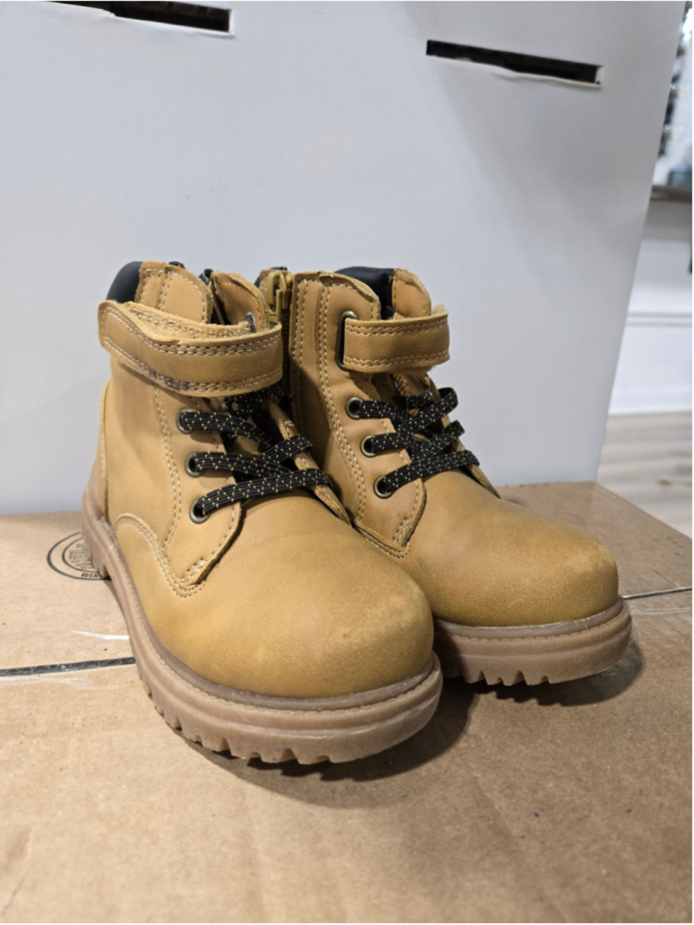 Boys Wonder Nation Tan Black Boots Size 11 Toddler